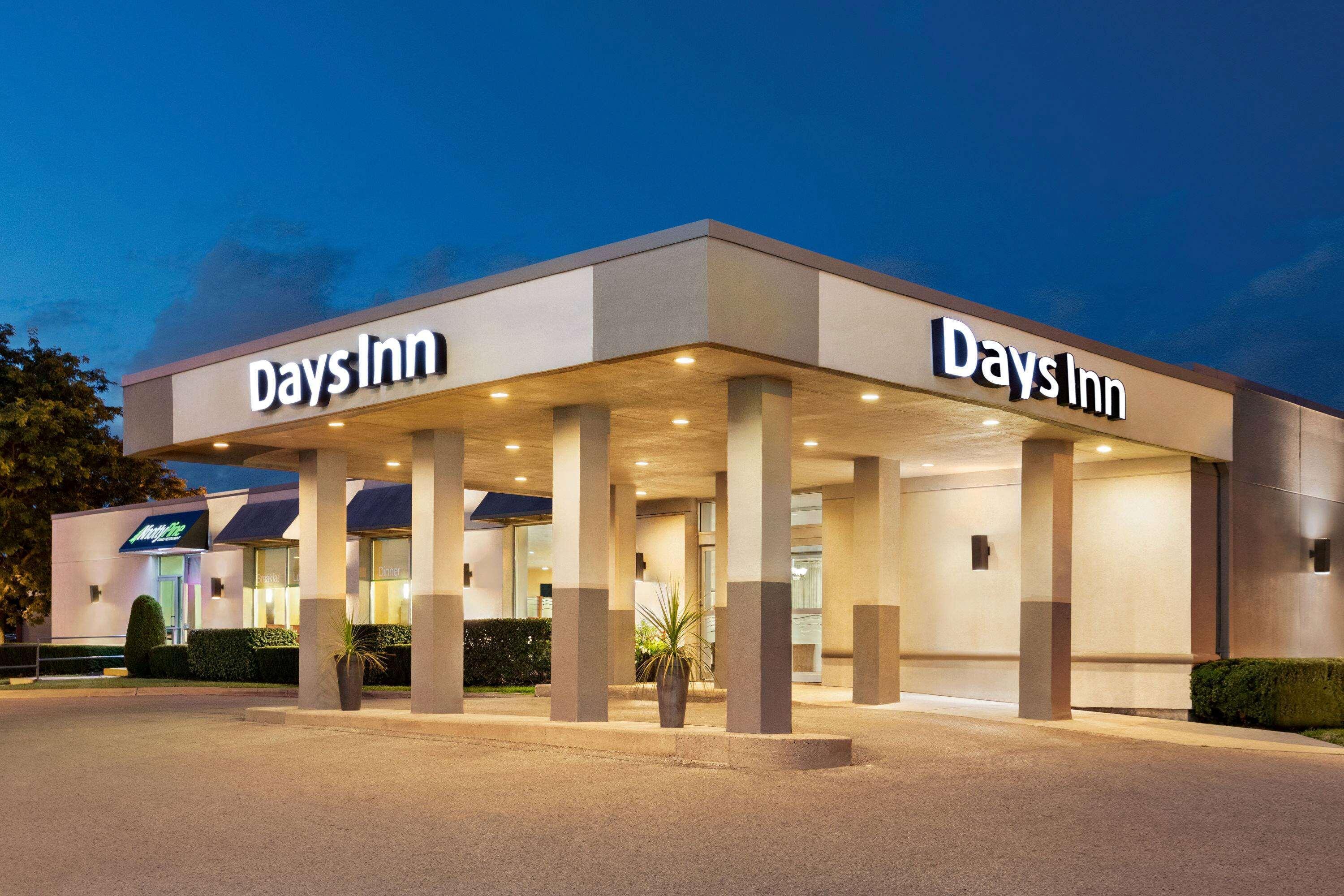 Days Inn By Wyndham Londen Buitenkant foto